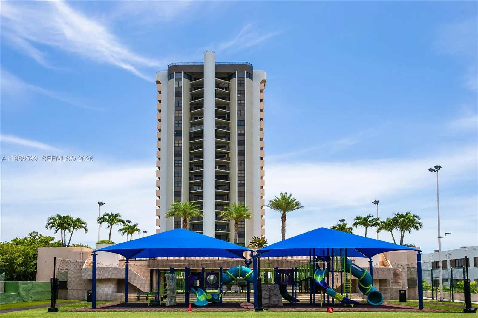 1800 NE 114th St # 2309, Miami, FL 33181