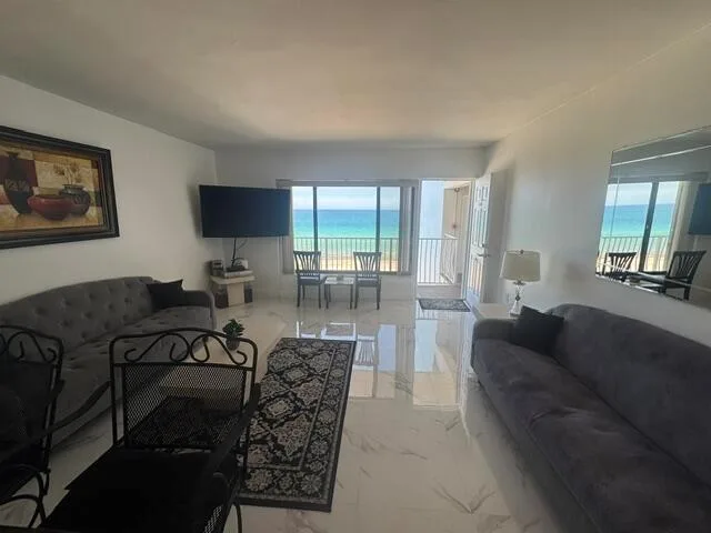 300 Oregon Street # 502, Hollywood, FL 33019 photo 12
