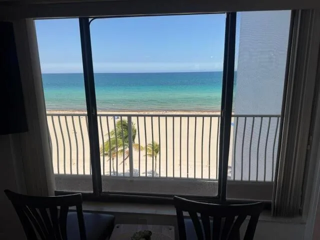300 Oregon Street # 502, Hollywood, FL 33019 photo 2