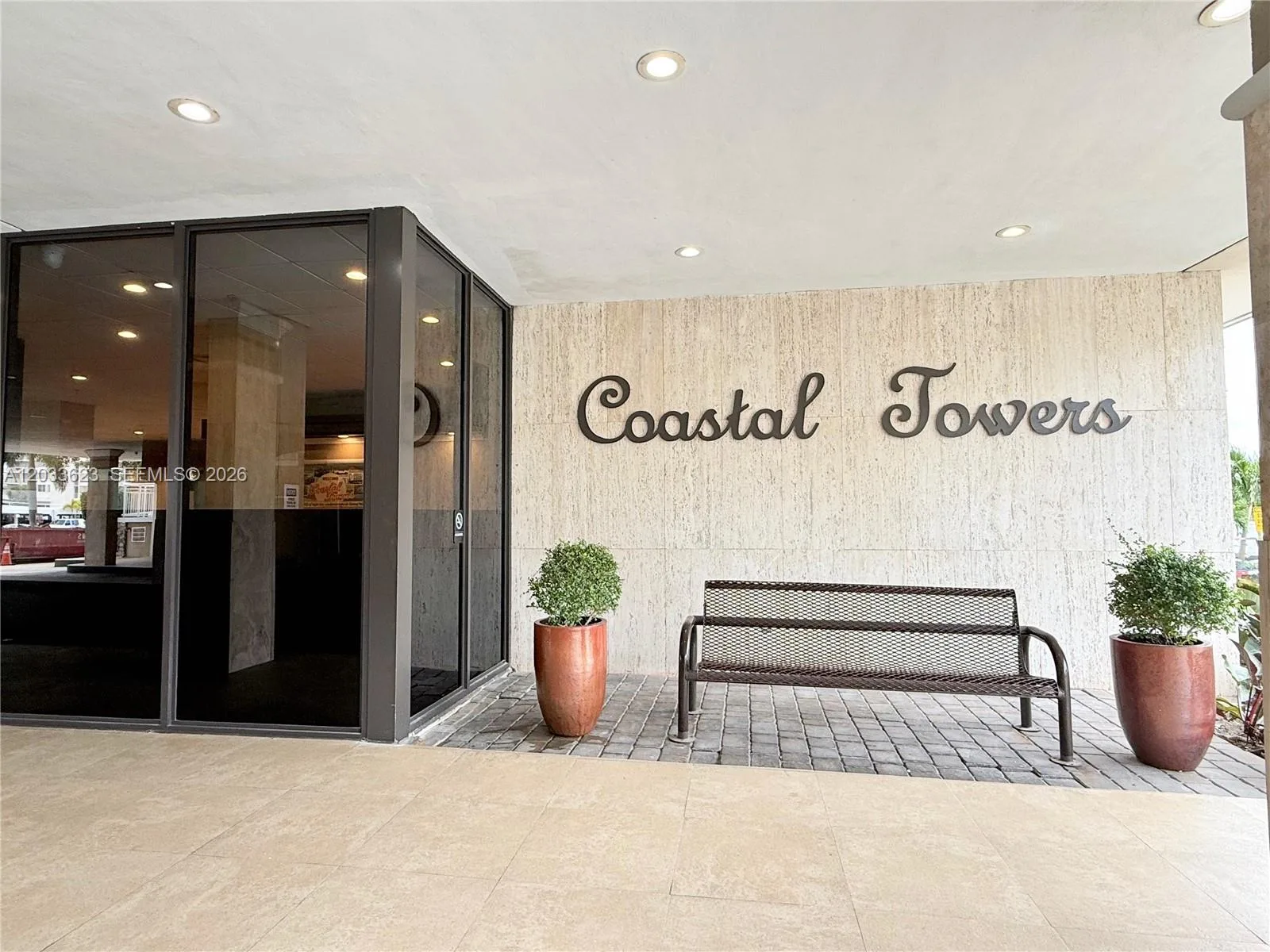 400 Kings Point Dr # 928, Sunny Isles Beach, FL 33160 photo 6