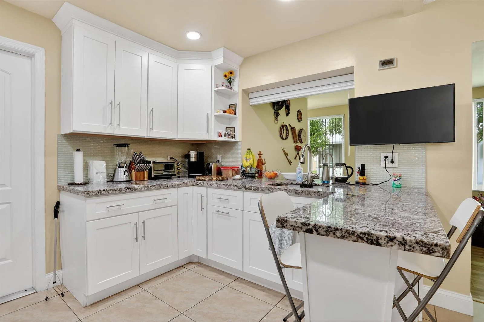 6945 NW 14th Street, Margate, FL 33063 photo 9