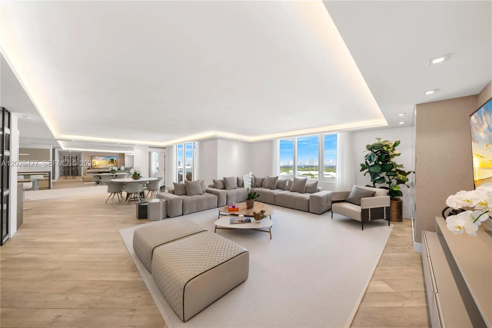 2301 Collins Ave # 1432, Miami Beach, FL 33139