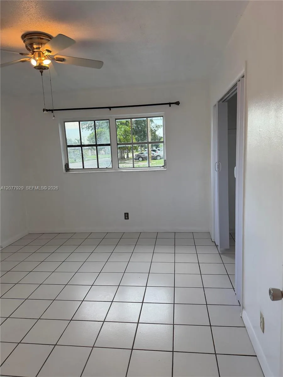 7811 Johnson St # 1E, Pembroke Pines, FL 33024 photo 3