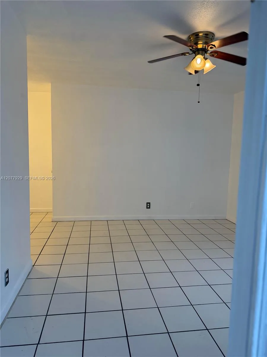 7811 Johnson St # 1E, Pembroke Pines, FL 33024 photo 5
