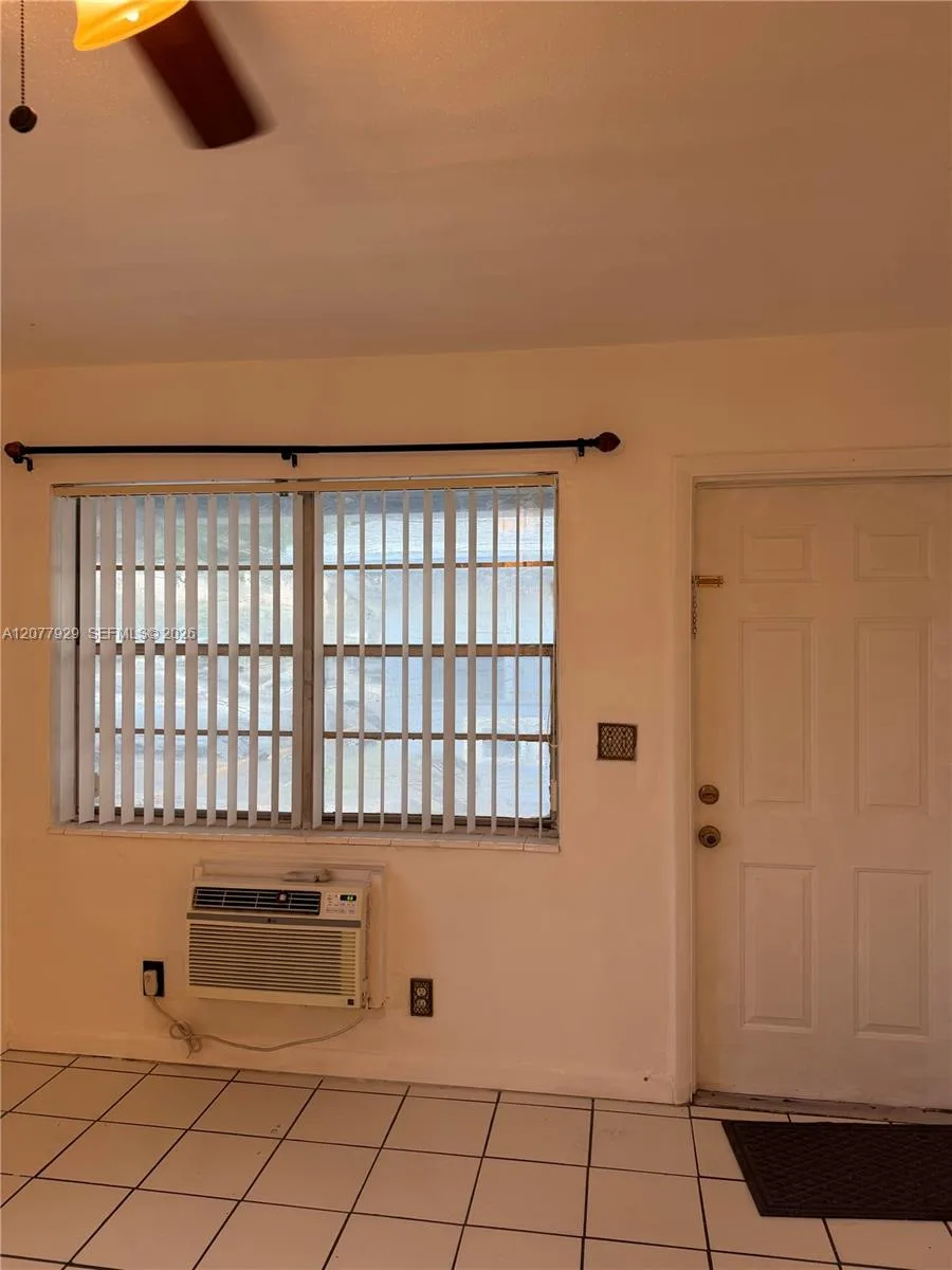 7811 Johnson St # 1E, Pembroke Pines, FL 33024 photo 9