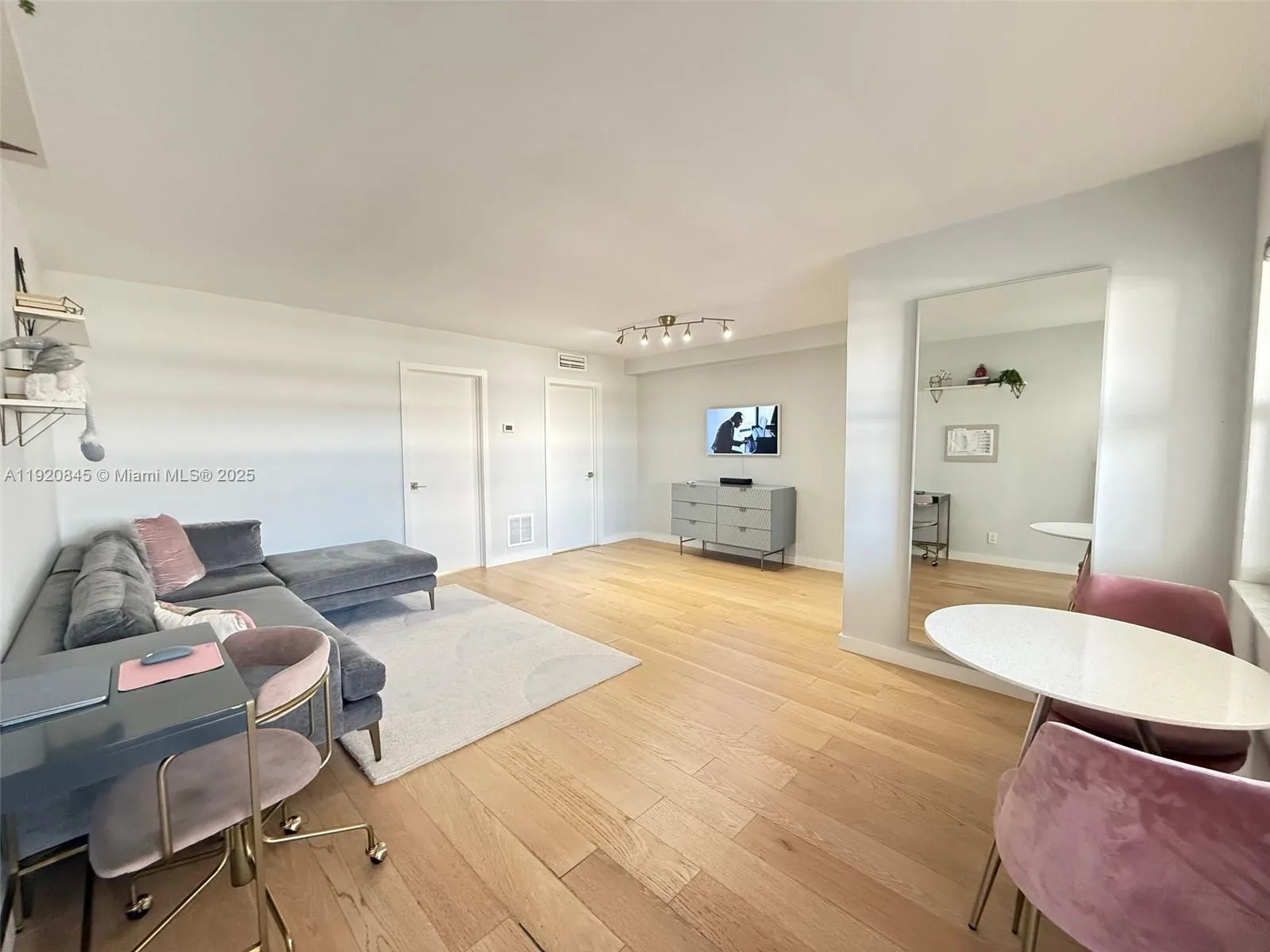180 NE 12th Ave # 12E, Hallandale Beach, FL 33009 photo 8