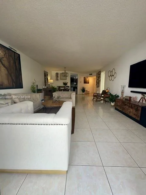 13951 Kendale Lakes Cir # 807A, Miami, FL 33183 photo 5