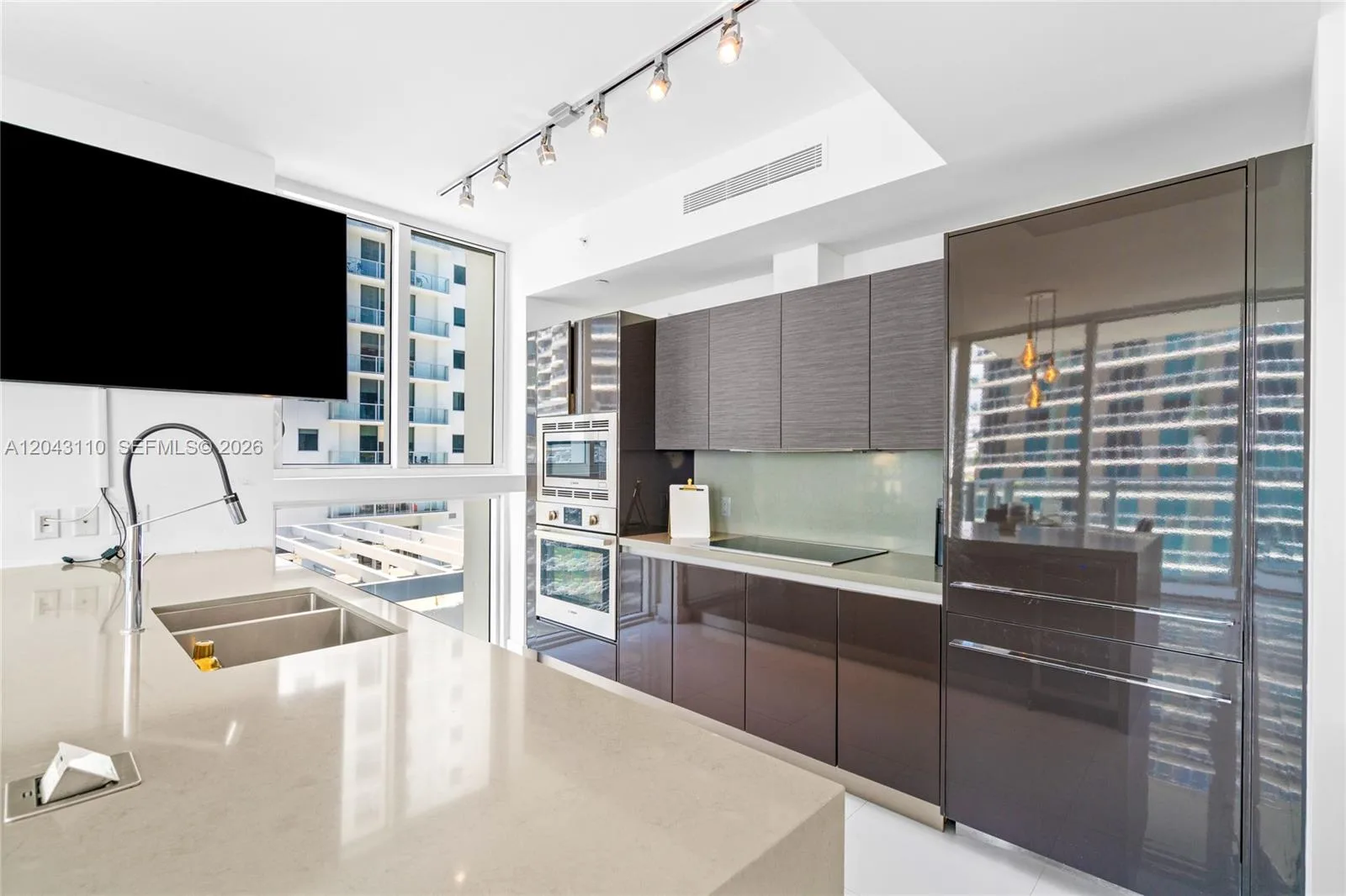 1080 Brickell Ave # 1509, Miami, FL 33131 photo 10