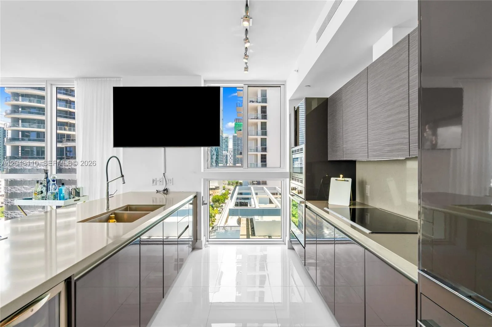 1080 Brickell Ave # 1509, Miami, FL 33131 photo 9
