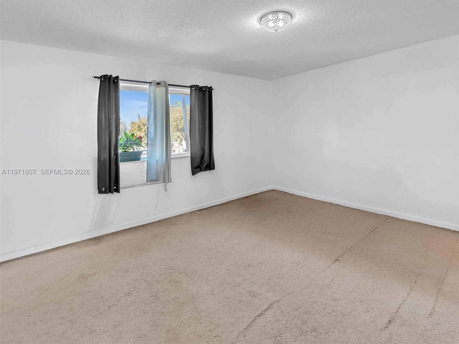 21 SE 3rd Ave, Hallandale Beach, FL 33009 photo 11
