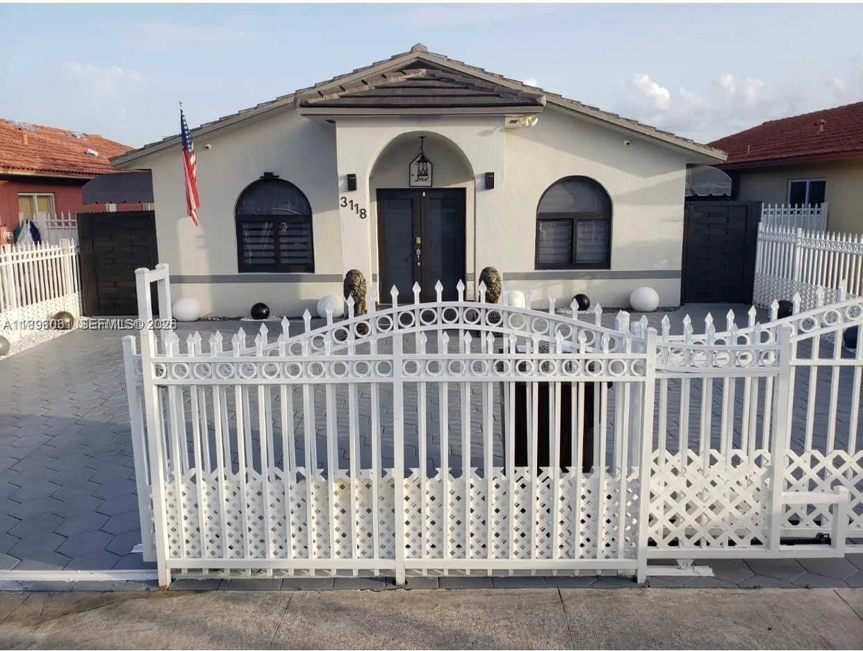 3118 W 71st Pl, Hialeah, FL 33018 photo 3