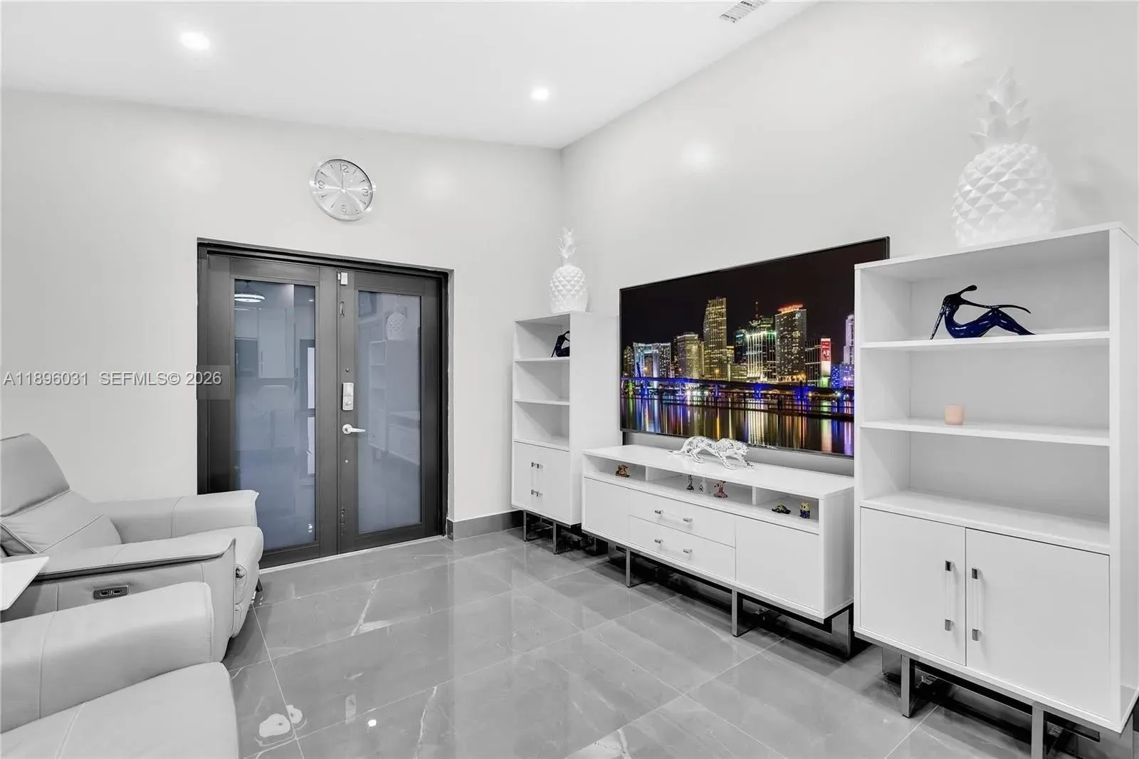3118 W 71st Pl, Hialeah, FL 33018 photo 9