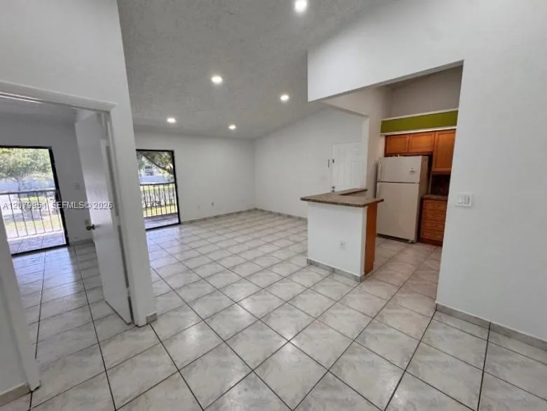 18905 NW 62nd Ave # 204, Hialeah, FL 33015 photo 5