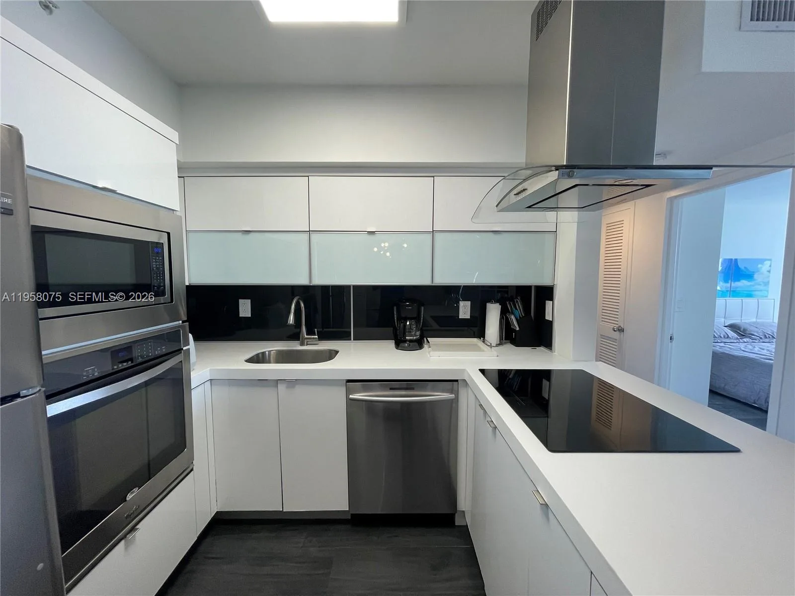 1500 Bay Rd # 1118S, Miami Beach, FL 33139 photo 6