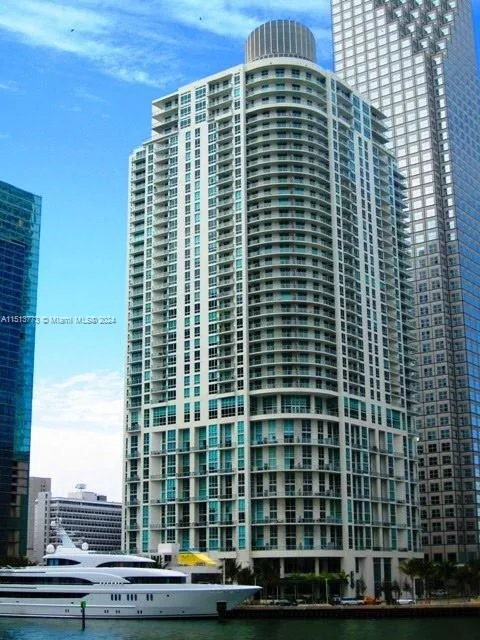 300 S Biscayne Blvd # T-2709, Miami, FL 33131