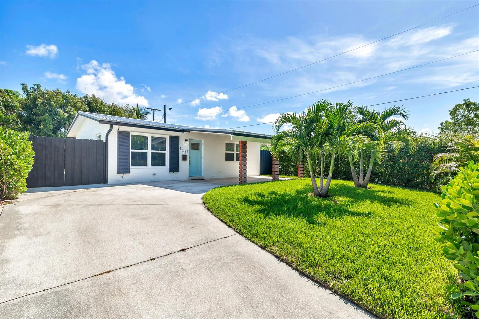 411 SUMMA Street, West Palm Beach, FL 33405 photo 3