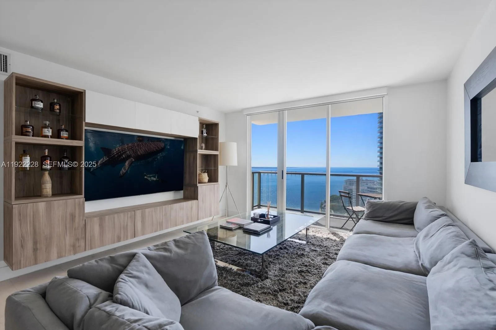 1155 Brickell Bay Dr # 2409, Miami, FL 33131
