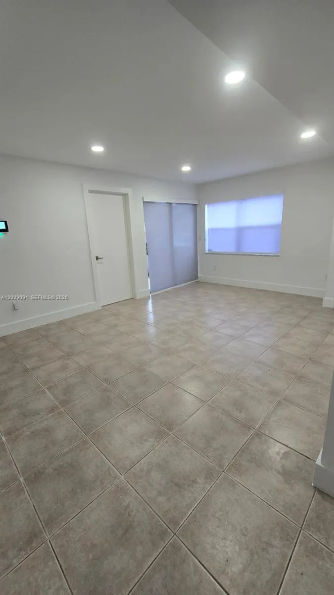 6515 W 26th Dr # 12-38, Hialeah, FL 33016