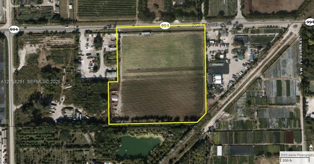16305 SW 200th St, Miami, FL 33187