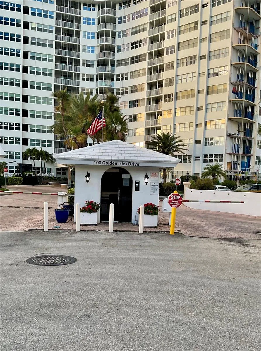 100 Golden Isles Dr # 814, Hallandale Beach, FL 33009 photo 2