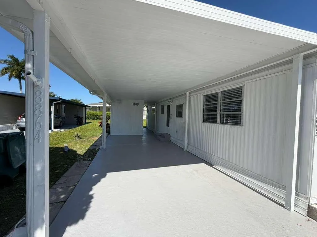 8864 Kings Drive, Boynton Beach, FL 33436 photo 3