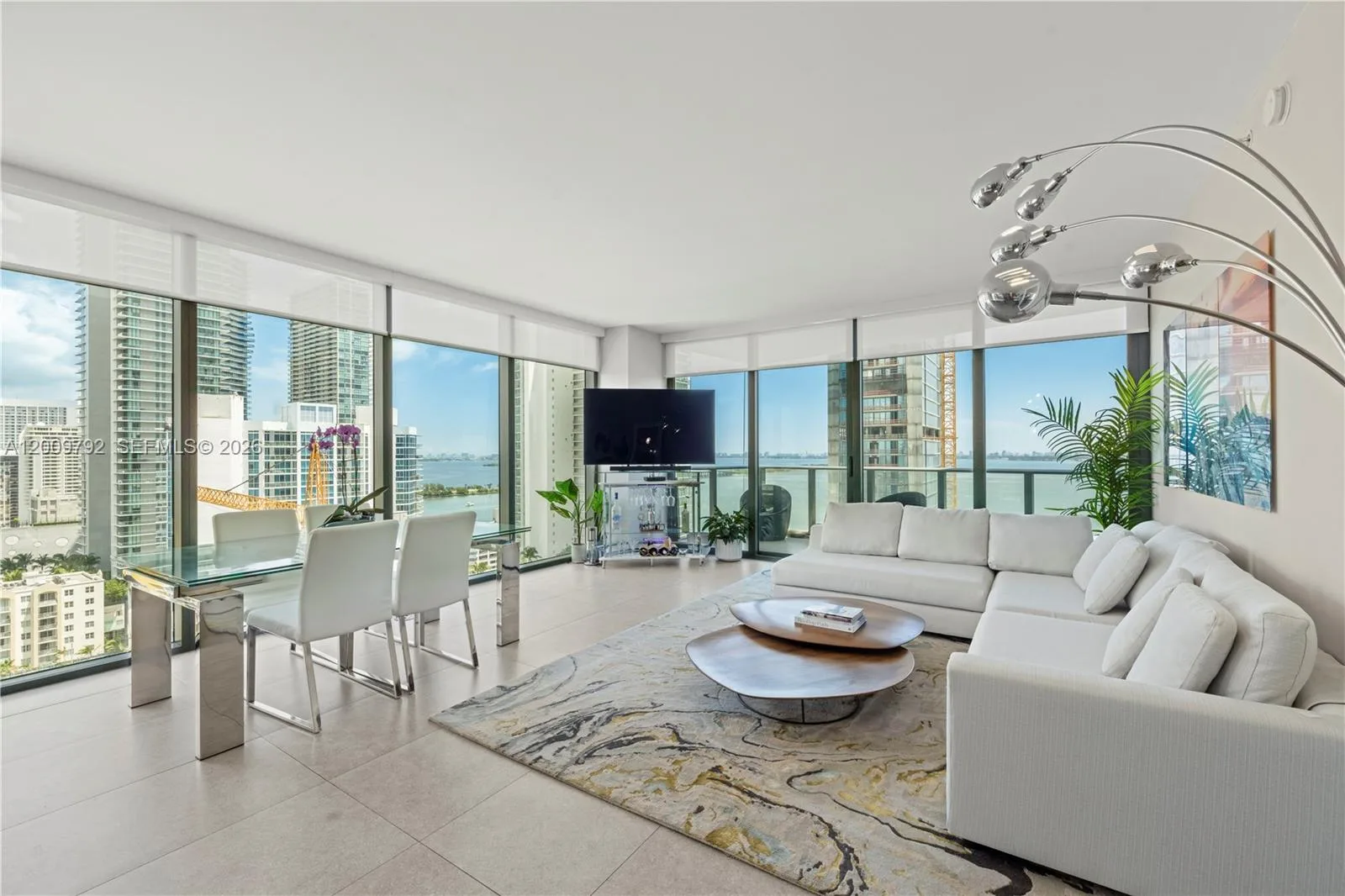 460 NE 28th St # 2001, Miami, FL 33137