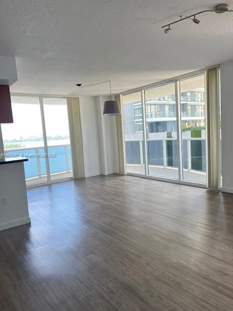 601 NE 23rd St # 1003, Miami, FL 33137 photo 3