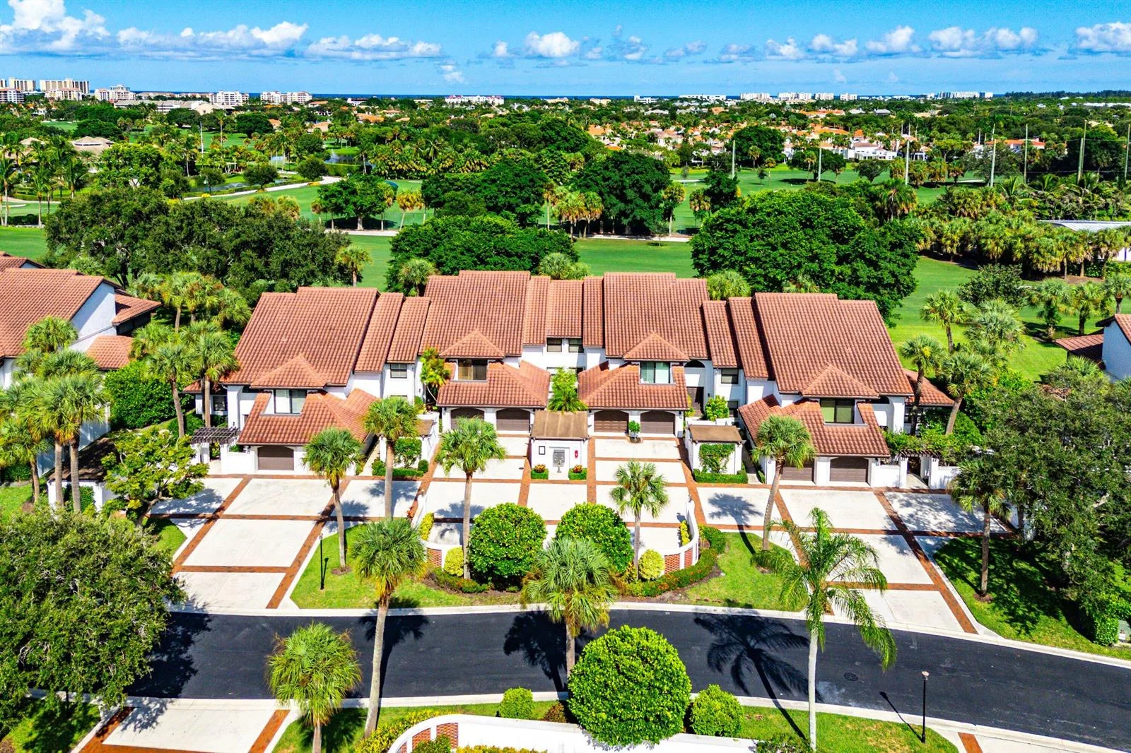 16648 TRADERS Crossing N # 106, Jupiter, FL 33477