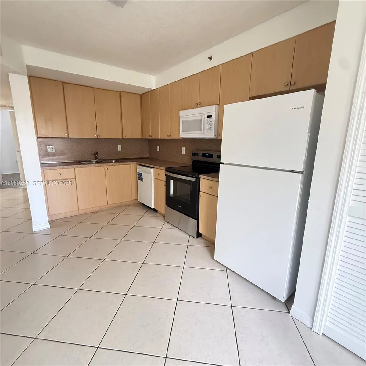 22931 SW 88th Pl # 105, Cutler Bay, FL 33190