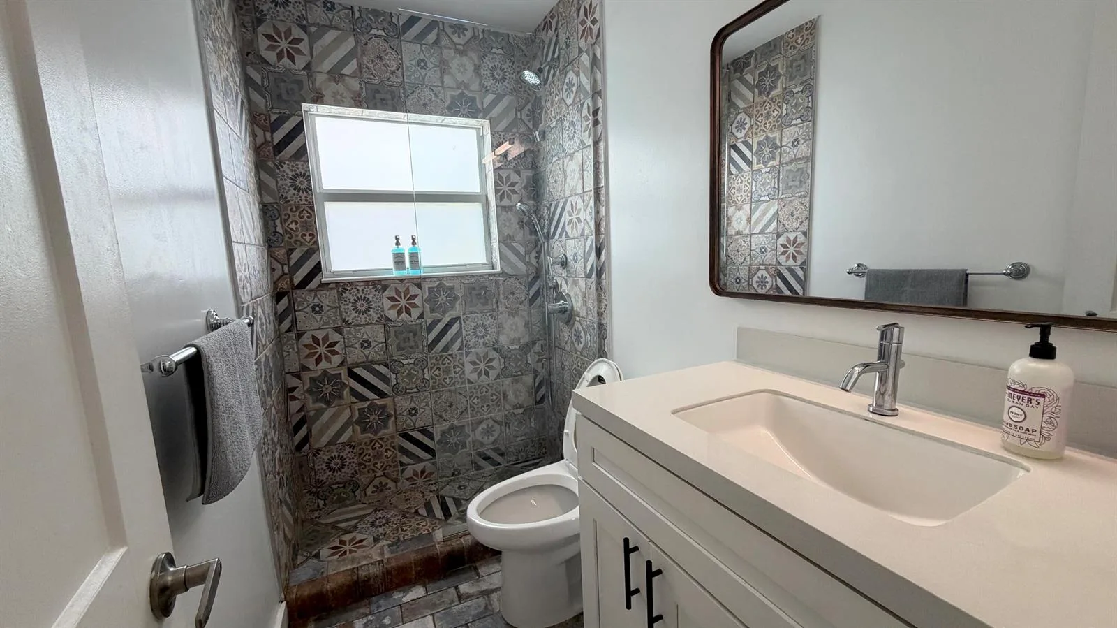 614 NE 26th Street, Wilton Manors, FL 33305 photo 4