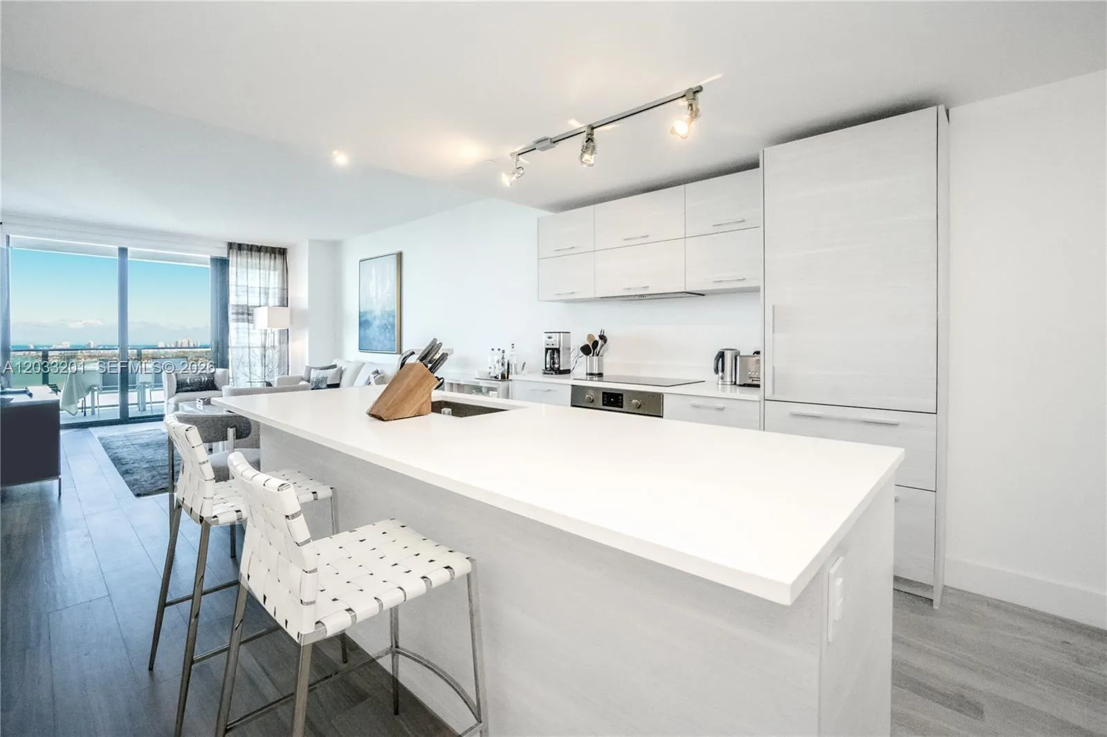 650 NE 32nd St # 3505, Miami, FL 33137 photo 2