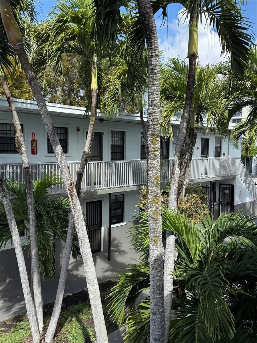 3616 Grand Ave # 7, Miami, FL 33133 photo 2