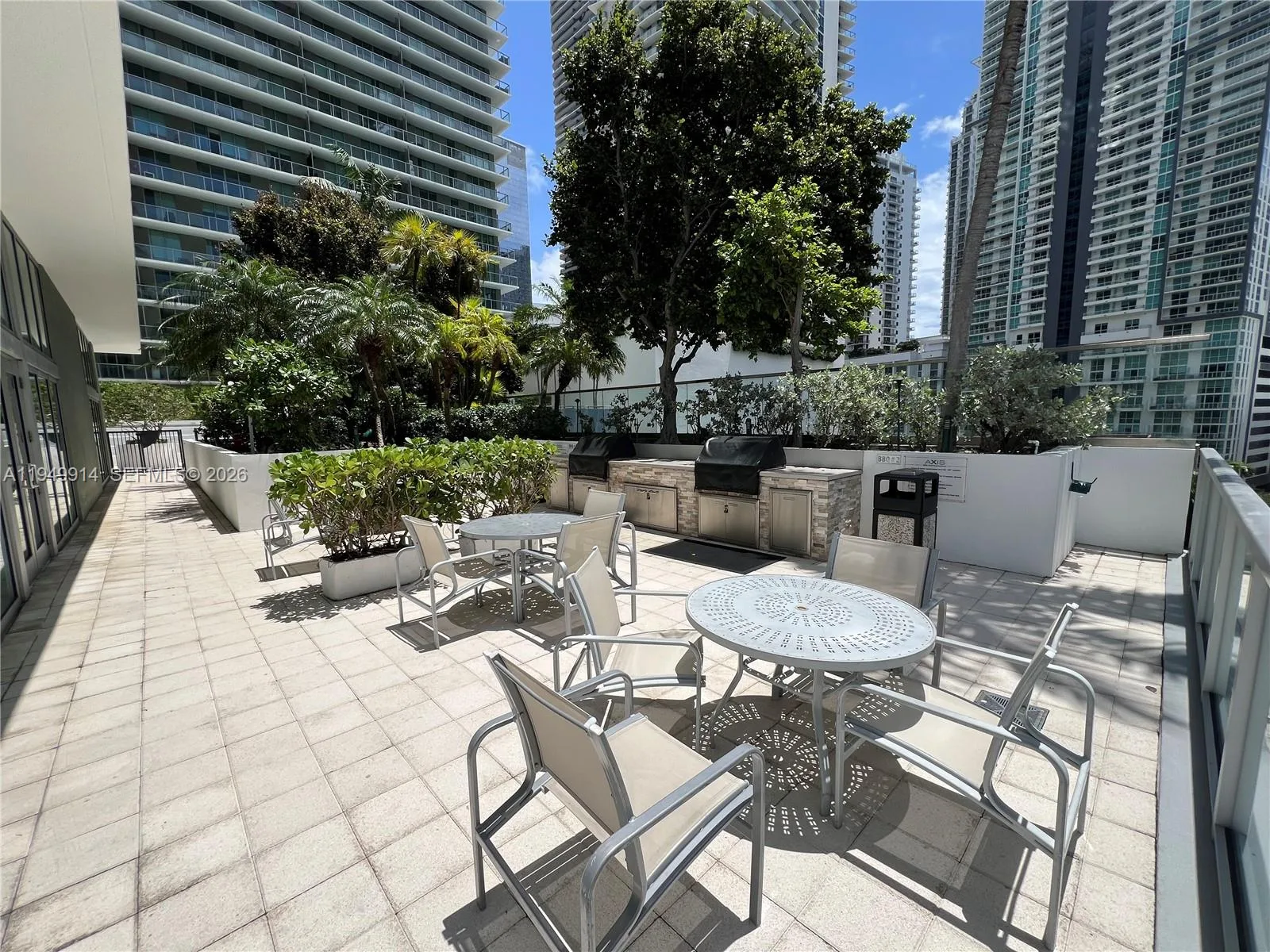 79 SW 12th St # 1704-S, Miami, FL 33130 photo 10
