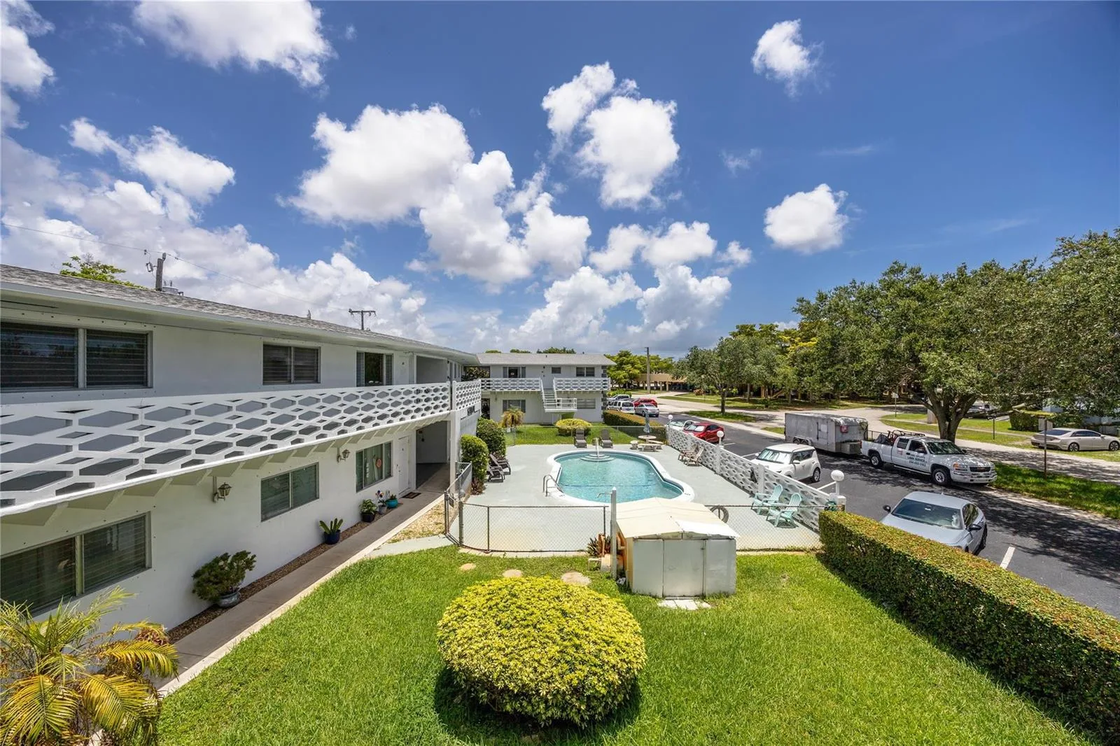 3847 S Circle Drive # 11, Hollywood, FL 33021