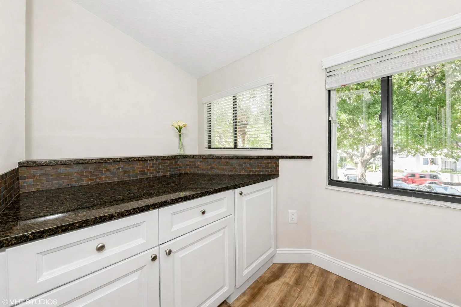 805 Harbour Pointe Way, FL 33413 photo 7