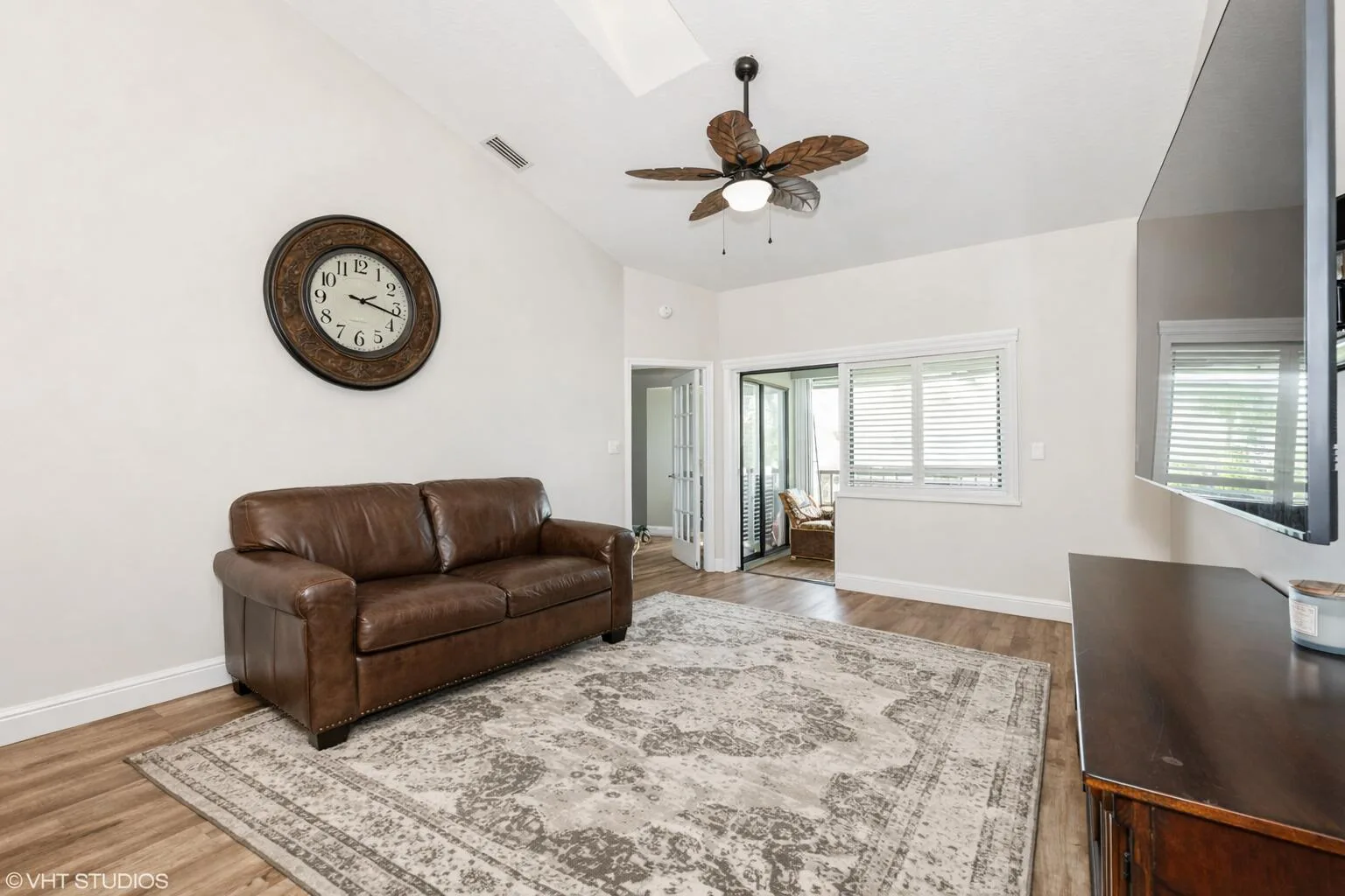 805 Harbour Pointe Way, FL 33413 photo 9