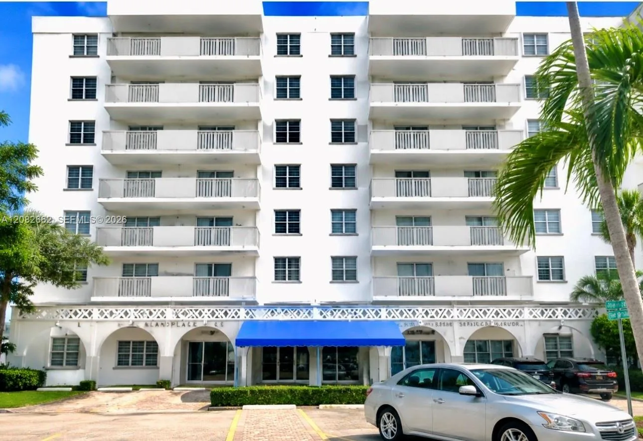 1455 N Treasure Dr # 4M, North Bay Village, FL 33141