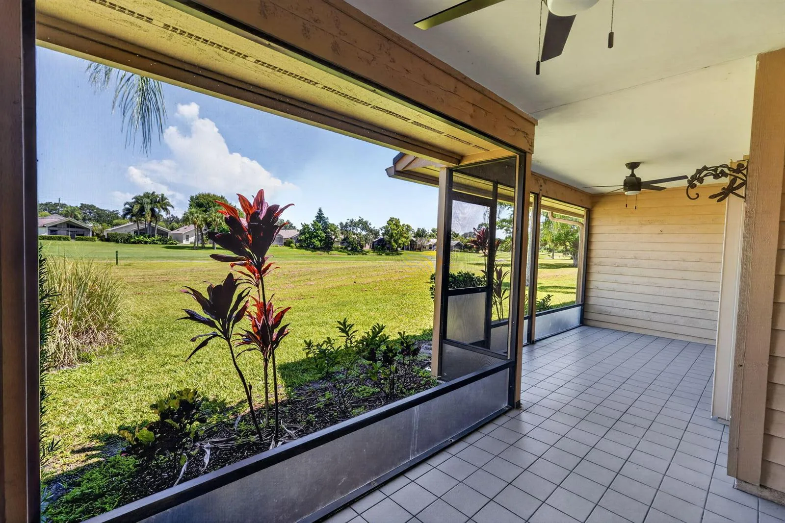 6130 SE Georgetown Place, Hobe Sound, FL 33455 photo 2
