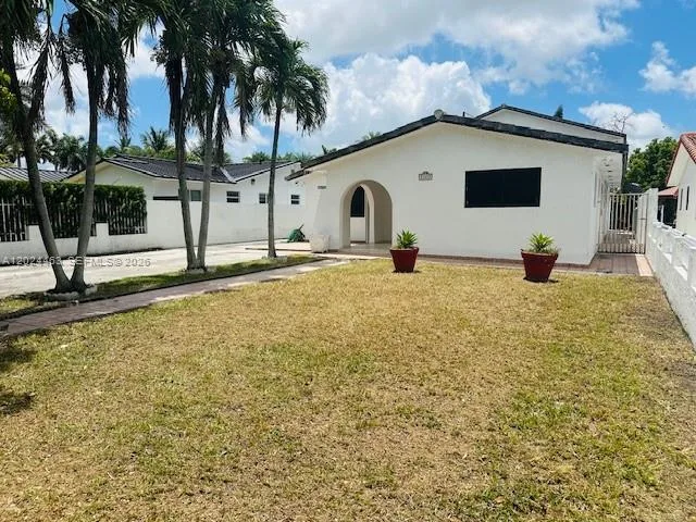 11870 SW 5th # 1, Miami, FL 33184