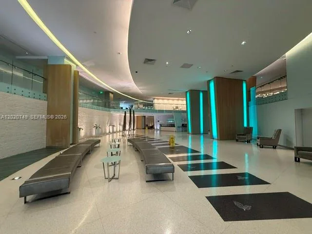 92 SW 3rd St # 1804, Miami, FL 33130 photo 3