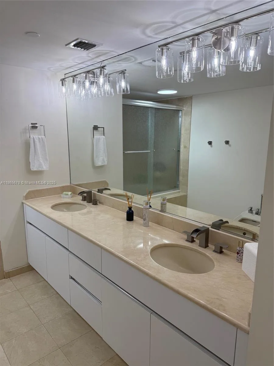 5757 Collins Ave # 602, Miami Beach, FL 33140 photo 9