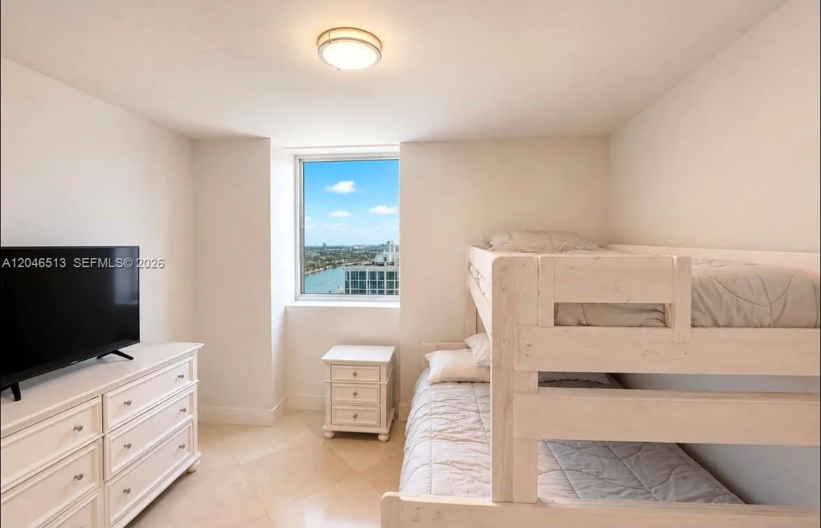 4775 Collins Ave # 2407, Miami Beach, FL 33140 photo 12