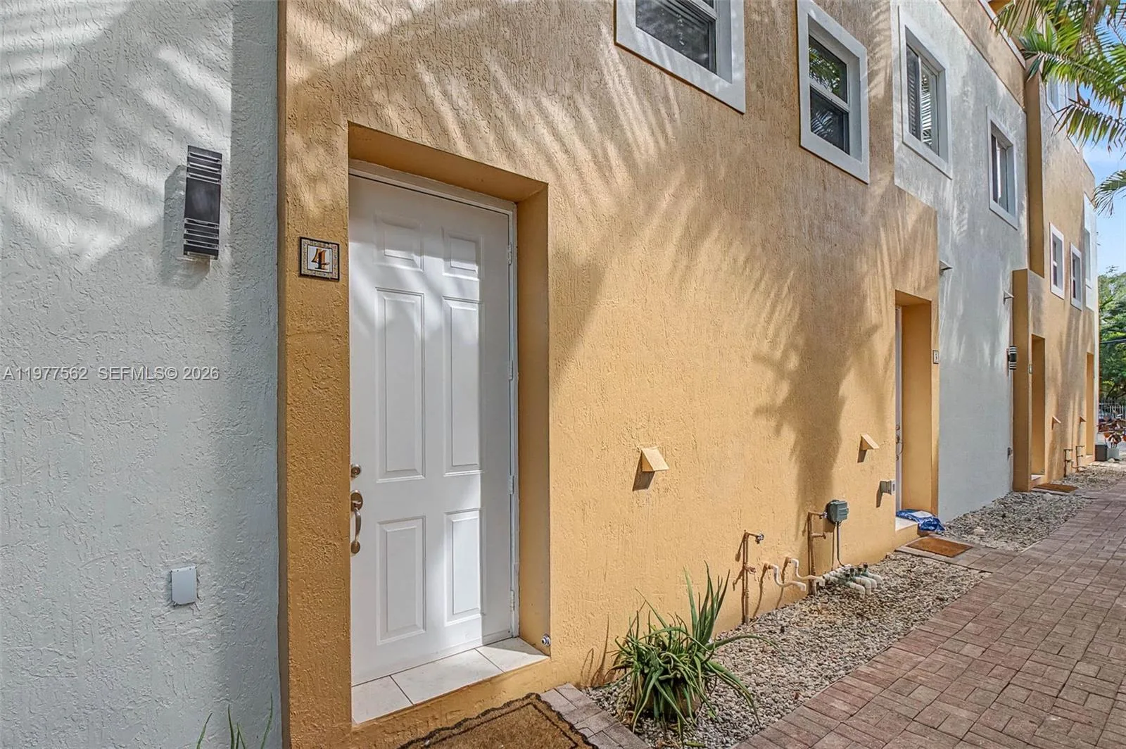 2945 Coconut Ave, Miami, FL 33133 photo 6