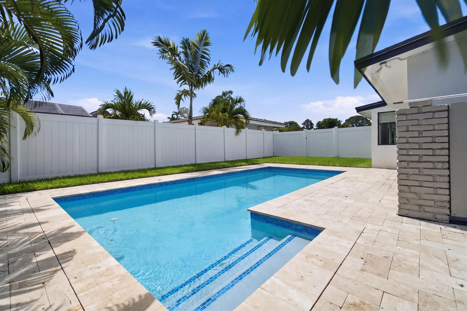 1333 SE 8TH Street, Deerfield Beach, FL 33441 photo 3