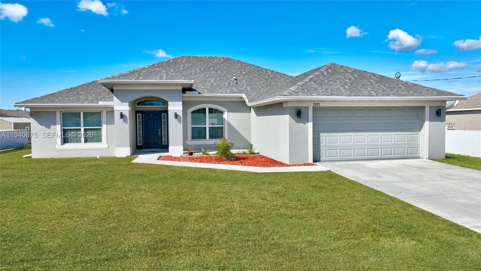 1923 Villia, Lehigh Acres, FL 33972