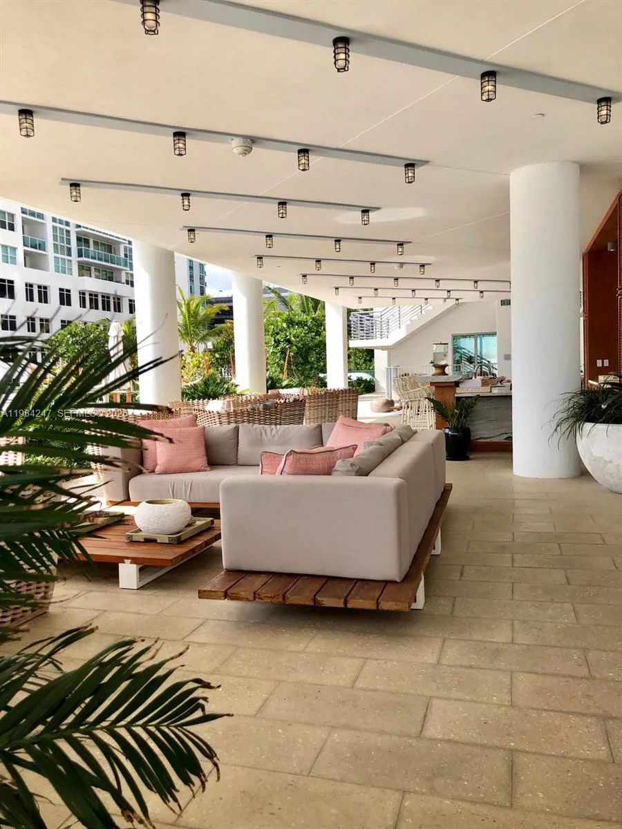 2900 NE 7th Ave # 3705, Miami, FL 33137 photo 12