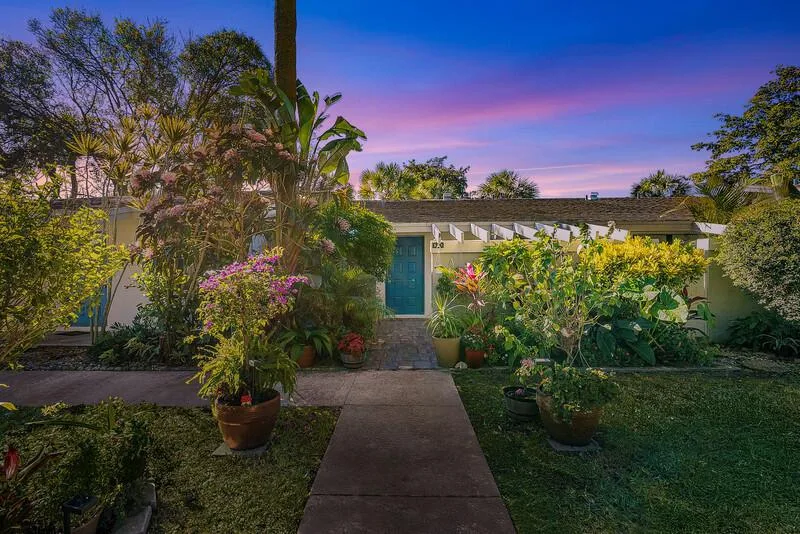 2016 SW 29th Court # 5b1, Delray Beach, FL 33445
