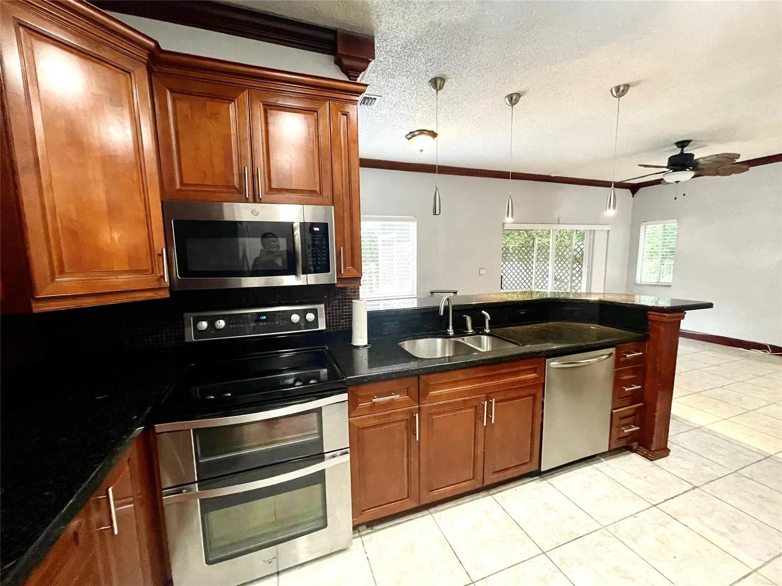 10348 SW 20th Street, Miramar, FL 33025 photo 4