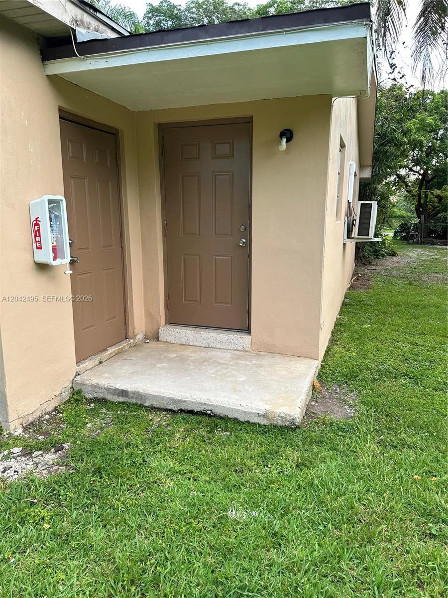 22851 SW 157th Ave # 1, Miami, FL 33170 photo 3