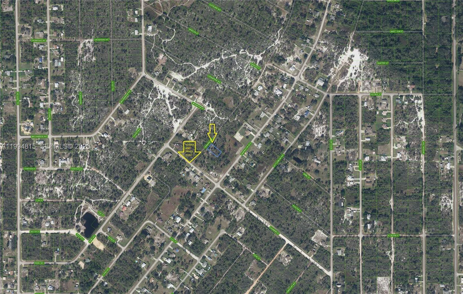 227 PERSHING AVE, Lake Placid, FL 33852 photo 2